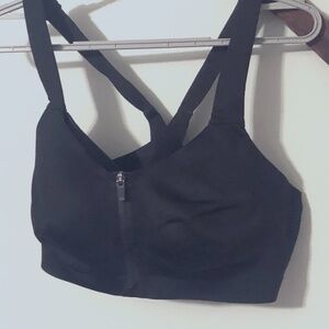 LIKE NEW Victoria Secret Knockout Front-Close Sports Bra 36DDD Black